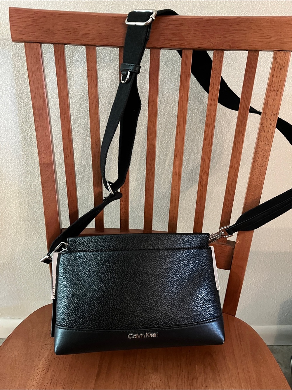 Calvin Klein Black Pebbled & Smooth Leather Crossbody Bag